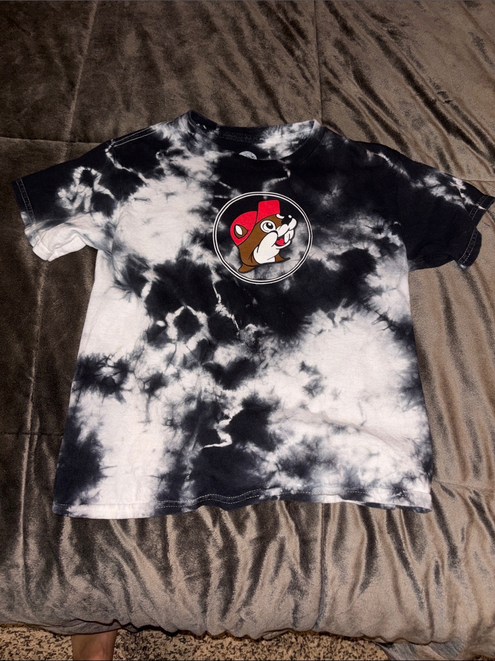 Buccees- Black & White Tie-Dye Tee with Red Character Patch